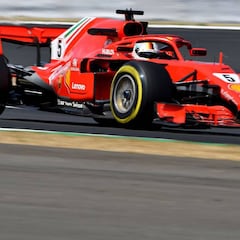Vettel lidera los Libres 2; Alonso, el mejor de la segunda clase