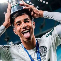 El City adelanta al Madrid por Vitor Reis