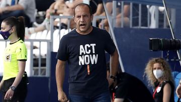 Lluís Cortés, entrenador del Barcelona.