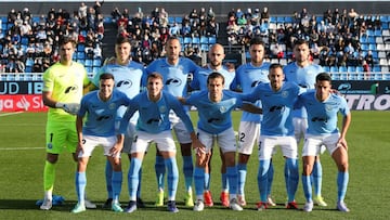 Jugadores del Ibiza antes de un partido.