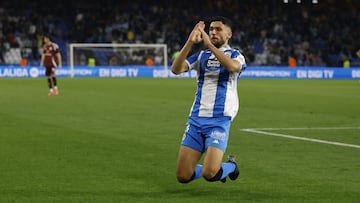 Zakaria Eddahchouri celebra su primer gol al Albacete.