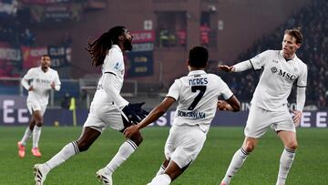 Anguissa celebra un gol.