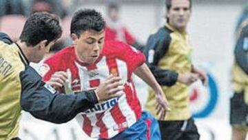 <b>QUIERE VENIR. </b>Javi Fuego quiere vestir de azulgrana, pese a los problemas que pone el Sporting.