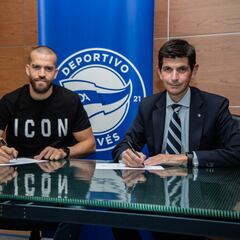 Laguardia firma hasta 2024