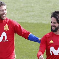 Lopetegui busca hueco a Isco