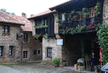 Los pueblos m¨¢s peque?os de Espa?a que merecen una visita: ?cu¨¢les son y d¨®nde est¨¢n?