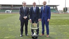 11/03/20 RUBIALES PRESIDENTE DE LA RFEF Y LOS PRESIDENTES DEL ATHLETIC DE BILBAO Y LA REAL SOCIEDAD
 APERRIBAY Y ELIZEGI
 COPA DEL REY
 
 ENVIADA.MATALLANAS.