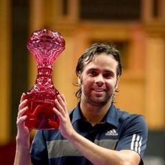 González se queda con el título tras vencer a Roddick