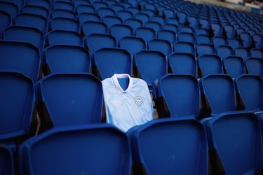 Brais Méndez apoya una camiseta solidaria para ayudar a la infancia vulnerable