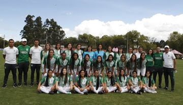 Atlético Nacional presenta su equipo femenino.