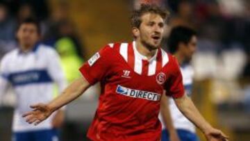  El jugador del Sevilla Marko Marin celebra despu&eacute;s de anotar un gol ante Universidad Cat&oacute;lica 