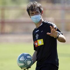 Pacheta: "No pienso ni en el empate ni en la clasificación, sólo en ganar"