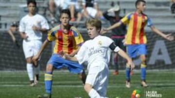 Imagen del partido de cuartos de final del torneo LaLiga Promises entre Real Madrid y Valencia