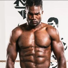 El boxeador Ardi Ndembo muere a los 27 años tras tres semanas en coma