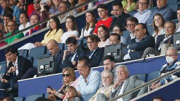 15/05/22 PARTIDO PRIMERA DIVISION
LEVANTE UD - DEPORTIVO ALAVES
PALCO QUICO CATALAN PRESIDENTE