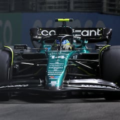Alonso y el ‘roto’ escondido en el Aston Martin de Singapur