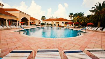 tropical pool in a retirement communityClick here to view my other Tropical and Beach images