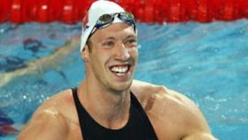 El nadador australiano Eamon Sullivan ha solicitado a la Federación Internacional de Natación que no ratifique los dos récords del mundo conseguidos durante los recientes Campeonatos de Francia, al considerar que los ''bleus'' llevaban un bañador no homologado.