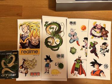 Así es el espectacular móvil oficial de Dragon Ball