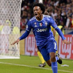 El Cuadrado más versátil, de lateral a delantero en la Juve