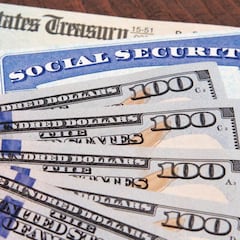 Cheques de $841 dólares: ¿Quién es elegible y cuándo llegan?