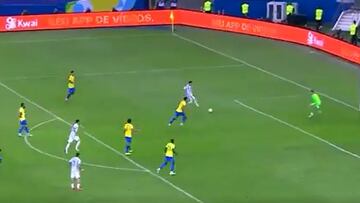 Minuto 88', Messi solísimo ante Ederson y pasó lo increíble: si Brasil empata luego...