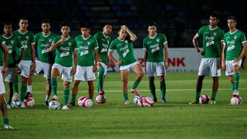 Bolivia golea sin problemas