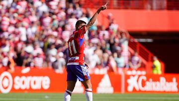 Myrto Uzuni, celebrando su gol a la UD Las Palmas.