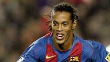 <b>VENCEDOR MORAL.</b> Ronaldinho ha ganado la votación de as.com con mucha ventaja respecto a Deco, segundo clasificado.