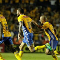 Tigres y Chivas regalan una gran final de ida en la Liga MX
