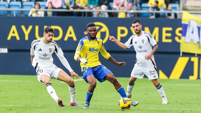 Rominigue Kouamé es inscrito y el Cádiz cierra el mercado