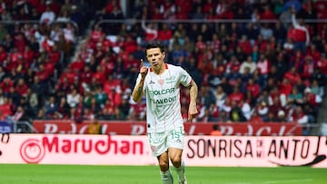 Pavel Perez celebrates his goal 1-1 of Necaxa during the 1st round match between Toluca and Necaxa as part of the Liga BBVA MX, Torneo Apertura 2025 at Nemesio Diez Stadium, on July 12, 2025 in Toluca, Estado de Mexico, Mexico