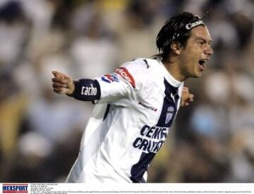 Juan Carlos Cacho fue campeón con Pachuca en el Clausura 2006 y Clausura 2007 y posteriormente con Pumas en el Clausura 2009 y en el Clausura 2011.