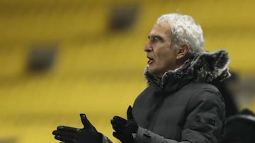 Soccer Football - Ligue 1 - Nantes v Stade Rennes - The Stade de la Beaujoire - Louis Fonteneau, Nantes, France - January 6, 2021 Nantes coach Raymond Domenech REUTERS/Stephane Mahe