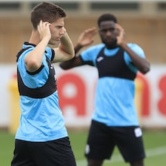 Foyth estará frente al Espanyol al quitarle el Comité una de sus amarillas