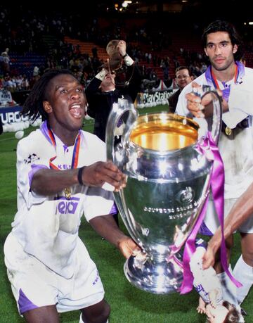 Seedorf ganó con el Real Madrid dos Champions League, la de 1998 (en la foto) y la del 2000.