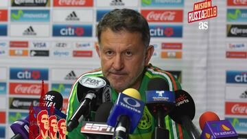 El estratega del Tri señaló que el delantero mexicano está listo para ver minutos ante los caribeños este martes, aunque no garantiza que sea titular.