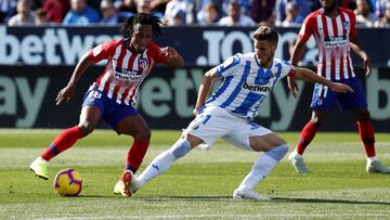 Gelson Martins intenta un regate en el Leganés-Atlético.