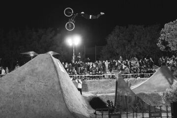 Con la intenció de volver al FMB World Tour, la Happy Ride Weekend todavía está buscando la mejor fecha para su celebración. La referencia en el BMX y MTB Dirt Jump se disputó el año pasado en noviembre, pero eso podría variar. Lo que no cambiará es el es