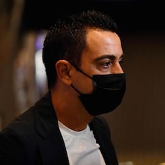 Primer día de clase de Busquets con Xavi