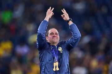   Andre Soares Jardine head coach of America during the final second-leg match between Monterrey and America as part of the Torneo Apertura 2024 Liga MX at BBVA Bancomer Stadium, on December 15, 2024 in Monterrey, Nuevo Leon, Mexico.