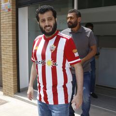 El jeque del Almería muestra públicamente su interés en comprar el 100% de las acciones