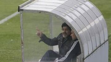 Maradona: "Mou le dará la Champions al Real Madrid"