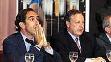 EN MANO. Ignacio del Río ya tiene el proyecto atlético para presentarlo al alcalde Álvarez del Manzano.