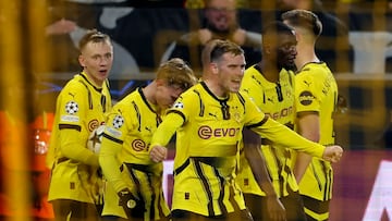 Jugadores del Borussia Dortmund celebran un gol.