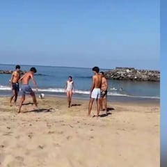 El vídeo de Raúl en la playa que hemos sido todos alguna vez en la vida