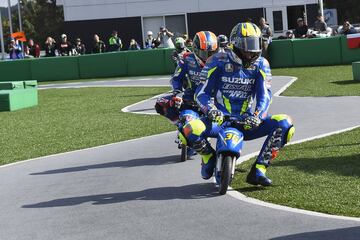 La divertida carrera de minimotos en Motegi