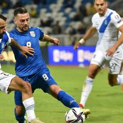 Muriqi deprime a Grecia