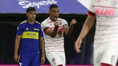 Lanus' forward Jose Sand celebrates after scoring a goal against Boca Juniors during their Argentine Professional Football League match at La Bombonera stadium in Buenos Aires, on April 17, 2022. (Photo by Alejandro PAGNI / AFP)