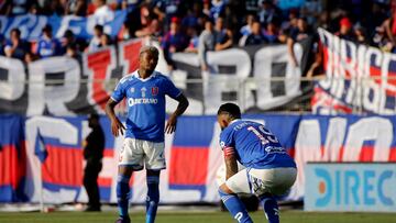 Futbol, Universidad de Chile vs Universidad Catolica.
Fecha 23, campeonato Nacional 2022.
Los jugadores de Universidad de Chile se lamentan luego de perder contra Universidad Catolica durante el partido por la primera division disputado en el estadio Nacional.
Santiago, Chile.
27/08/2022
Jonnathan Oyarzun/Photosport

Football, Universidad de Chile vs Universidad Catolica.
23 th date, 2022 National Championship.
Universidad de Chile’s players react after losing against Universidad Catolica for the first division match held at Nacional stadium.
Santiago, Chile.
27/08/2022
Jonnathan Oyarzun/Photosport